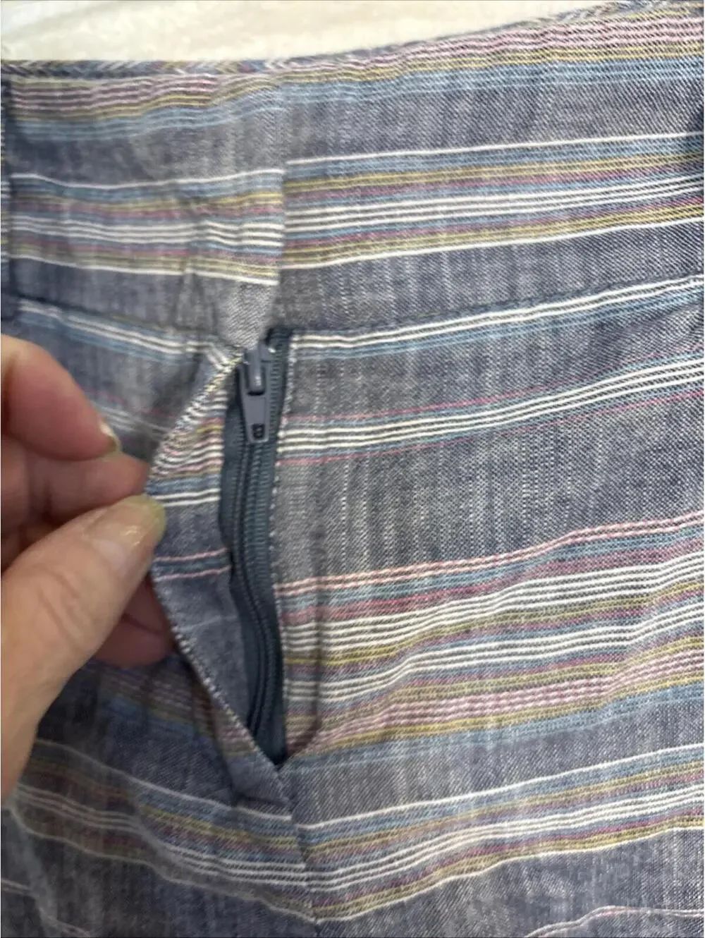 Ladies 7th Avenue 100% Cotton Shorts‎ Sz 6 Stripes Blue/pink Lightweight